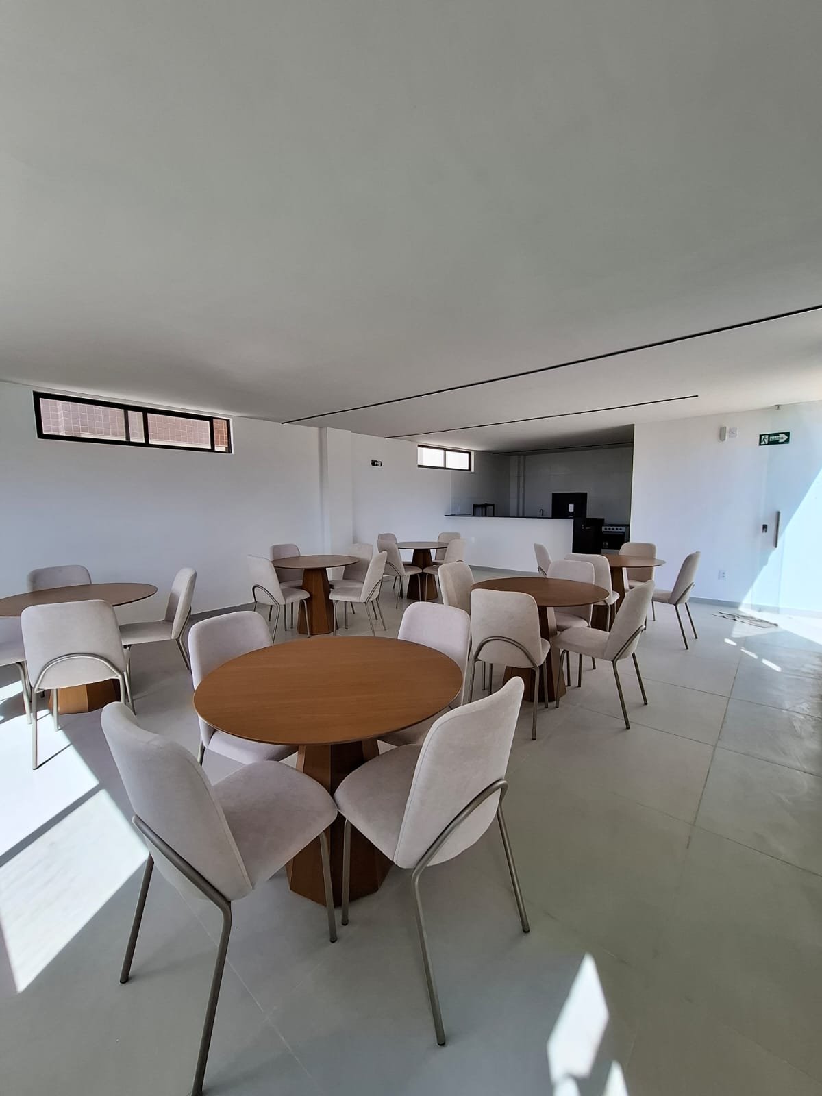 4d8c3fee-2ef1-422e-9118-dbd44eb317aa