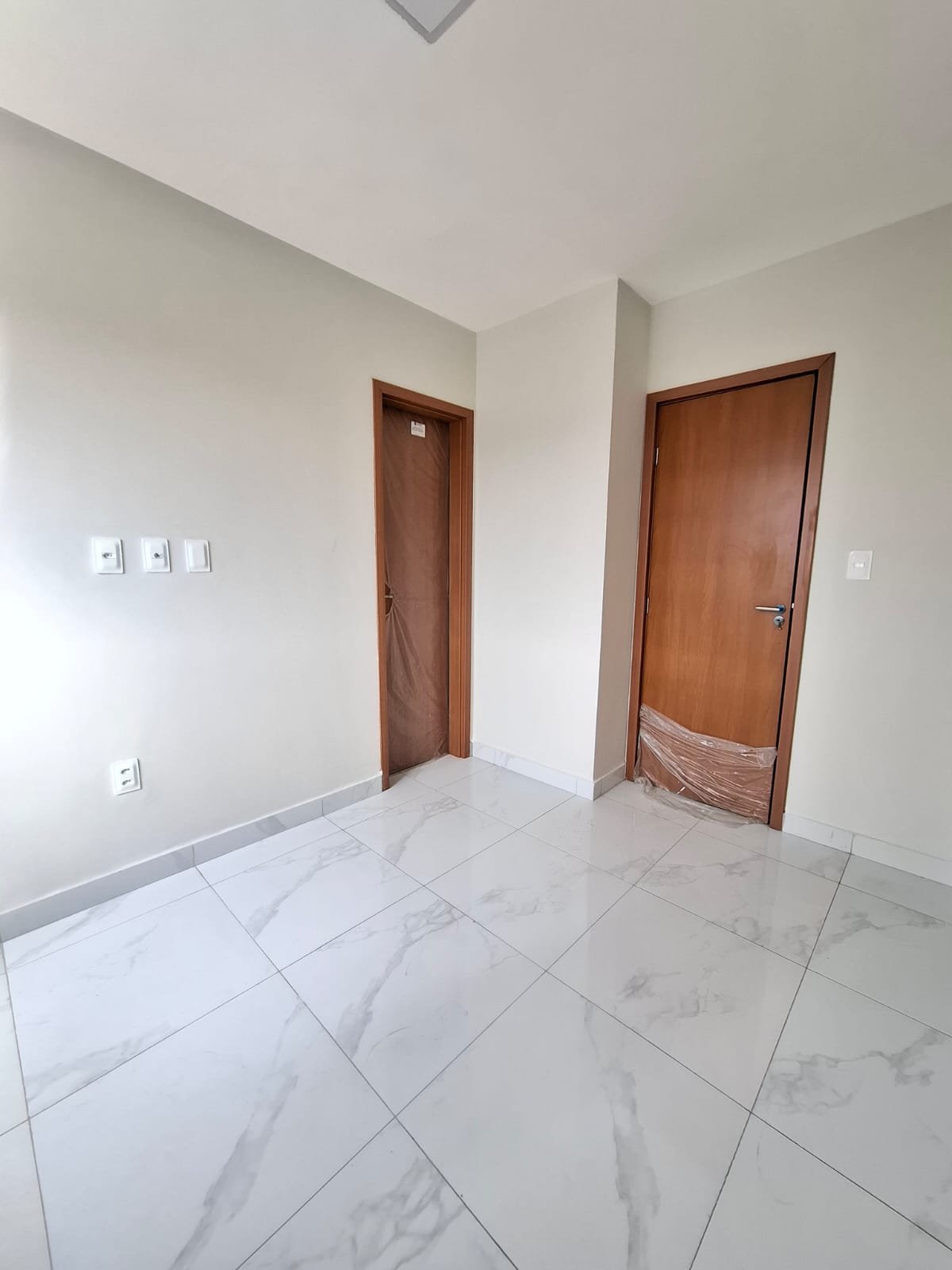 e2813bb8-4409-4851-acfb-749bef724064